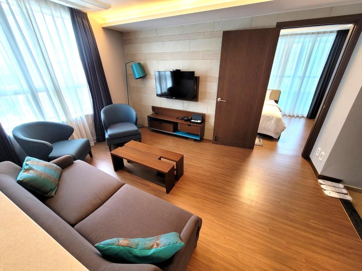 W Residence Hotel Puszan Kültér fotó