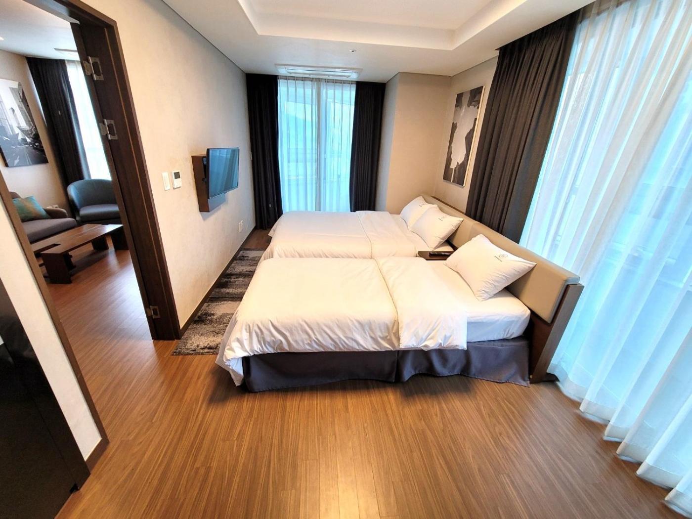 W Residence Hotel Puszan Kültér fotó