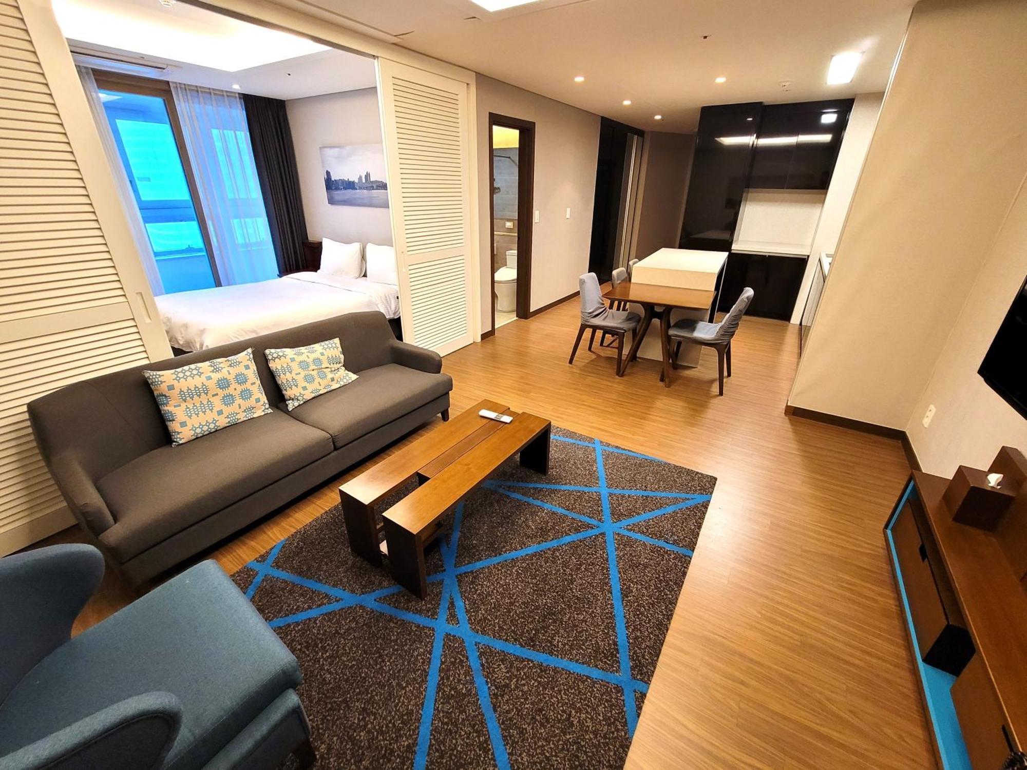 W Residence Hotel Puszan Kültér fotó